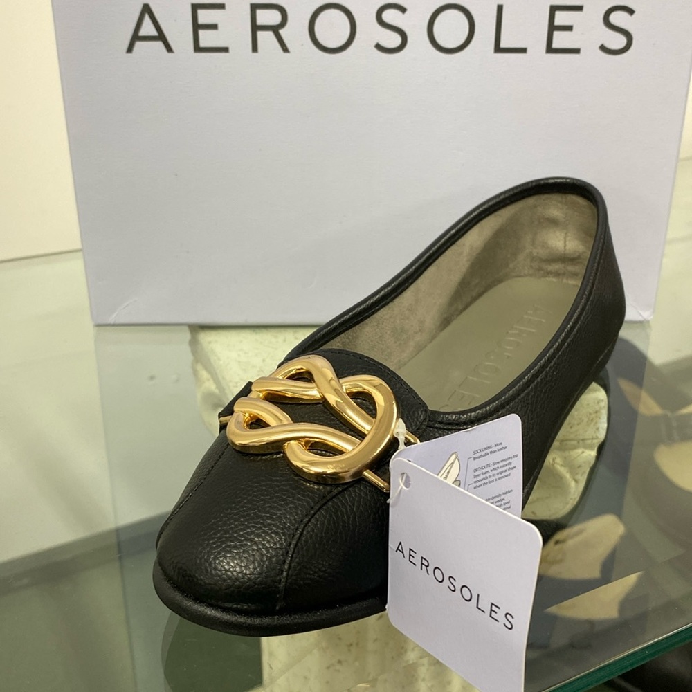 NWT) AEROSOLES MILEY SIZE 8.5